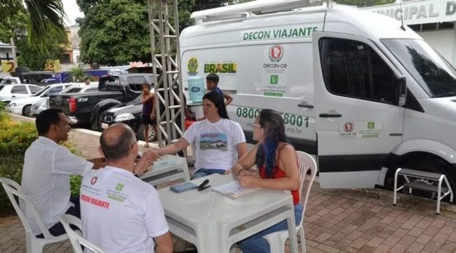 MPCE leva atendimento e serviços à população de Quixadá e Quixeramobim