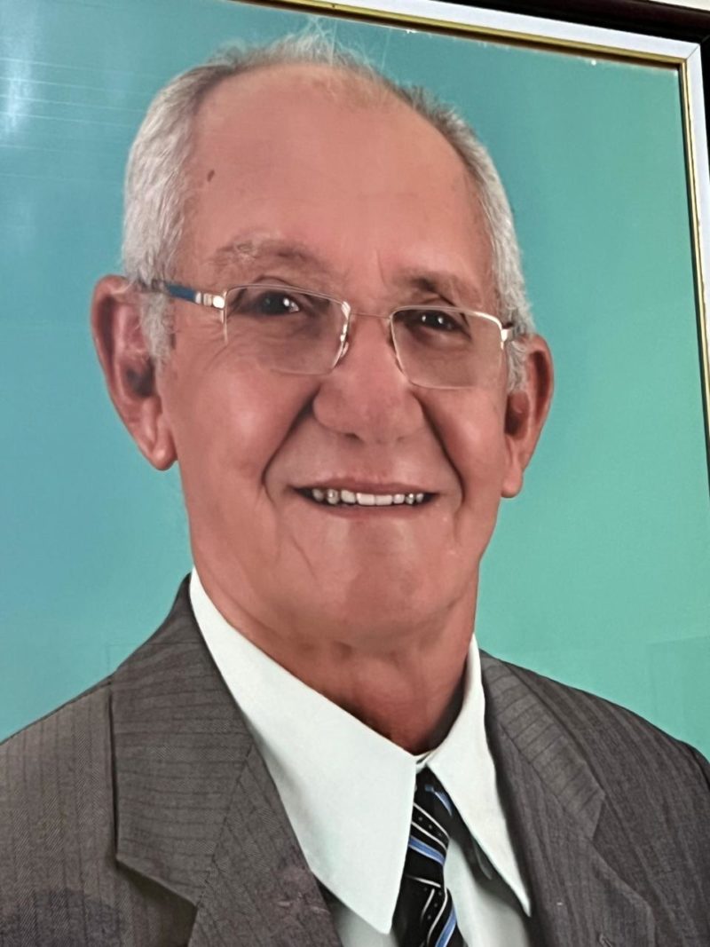 Adalberto Tavares parte, mas deixa como herança um nome que permanecerá vivo na memória de Nova Russas: símbolo de retidão e humanidade - (Foto: Arquivo Pessoal)