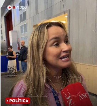 Prefeita de Aracati, Roberta de Bismarck destacou o olhar feminino ao lado de Ana Mello, à frente da administração do município - (Foto: REDE ANC)
