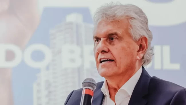 Governador da Direita, Caiado afirmou que copia política da Educação do Ceará e que medidas auxiliam de forma indireta na Segurança de Goiás - (Foto: Hegnon Gorrêa)