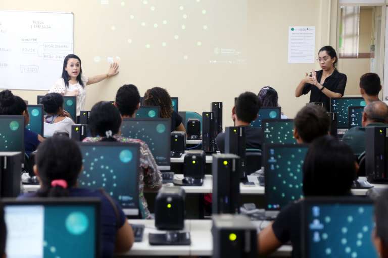 Centec oferta 81 cursos gratuitos com início em agosto