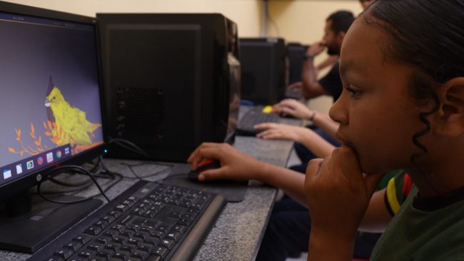 Aprender Conectado leva conectividade a mais de mil escolas públicas no Brasil