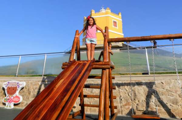 Farol do Mucuripe é reaberto após obras de restauração em Fortaleza