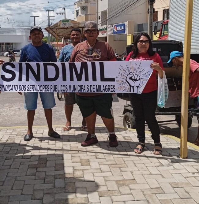 Prefeito Cícero Figueiredo volta a ser alvo de manifestações