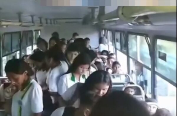 Pais denunciam superlotação e falta de manutenção em transportes escolares
