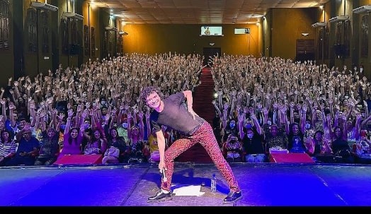 Para Max Petterson, apresentar-se em Fortaleza tem um significado especial - (Foto: Reprodução/Instagram)