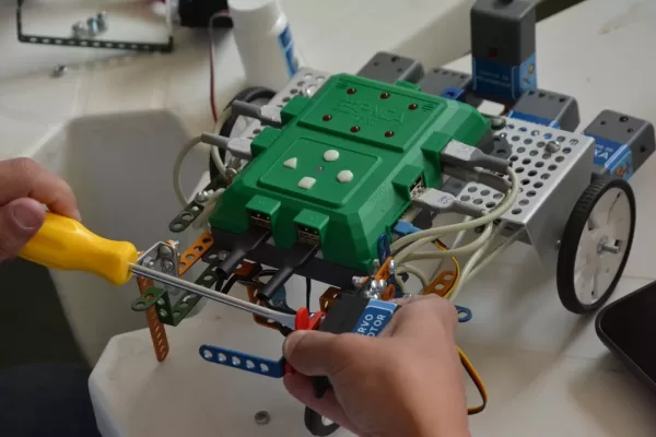 Conexão Senai: inscrições estão abertas para que projetos de tecnologia recebam investimentos