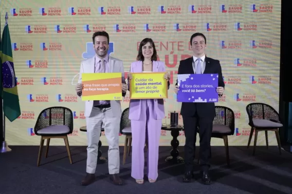 Parlamentares se reúnem para a promoção da saúde mental