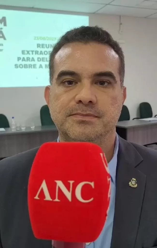 Desde que assumiu uma das cadeiras na Alece, o deputado Simão Pedro tem pautado o direito dos pescadores e pautas em torno da categoria - (Foto: REDE ANC)