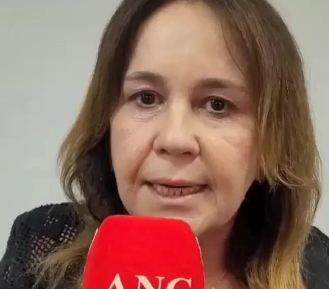 Ana Vládia, Prefeita de Solonópole, é mais uma a aderir à paralisação (Foto: REDE ANC)