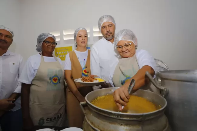 O programa deve ser ampliado até o mês de dezembro, A expectativa é que mais de 100 refeições sejam distribuídas diariamente - (Foto: Divulgação)