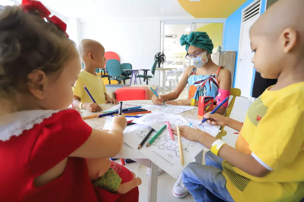Curado de um câncer em 2021, Sargento Reginauro trata a pauta com sensibilidade e busca garantia de direitos para pacientes diagnosticados com a doença - (Foto: Helene Santos)