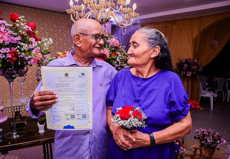 Em duas edições, o programa "Laços de Amor" beneficiou mais de cem casais que celebraram a oficialização da união em Tauá - (Foto: Divulgação)