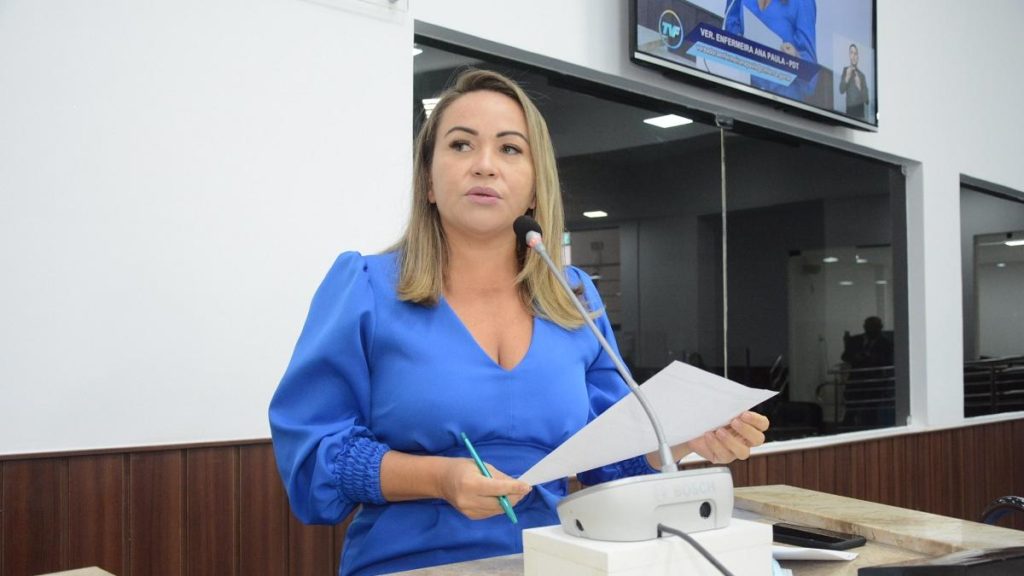 A vereadora afirmou que o fato de ela ter se posicionado contra projetos do prefeito acabou rendendo uma série de perseguições - (Foto: Érika Fonseca)