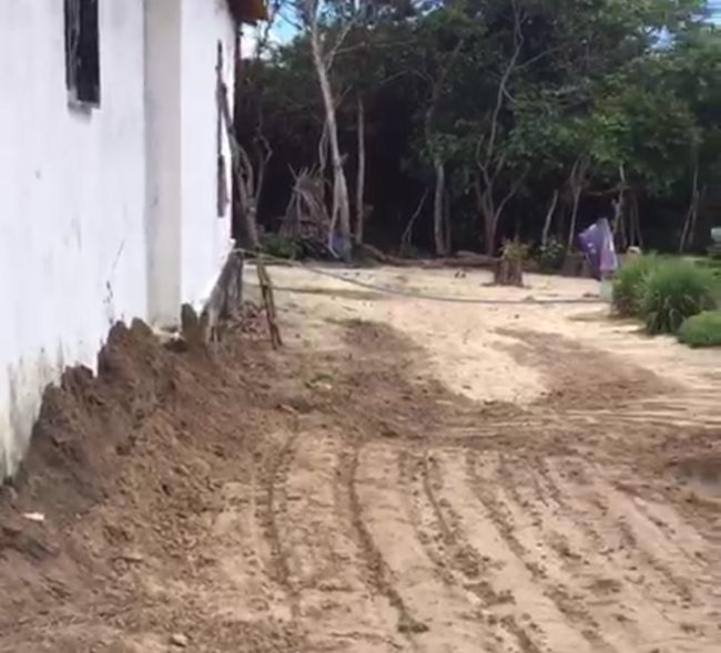 Segundo a moradora da Zona Rural de Ipueiras, esse é mais um descaso da Enel: a comunidade já estava há onze dias sem energia elétrica - (Foto: Reprodução/WhatsApp)