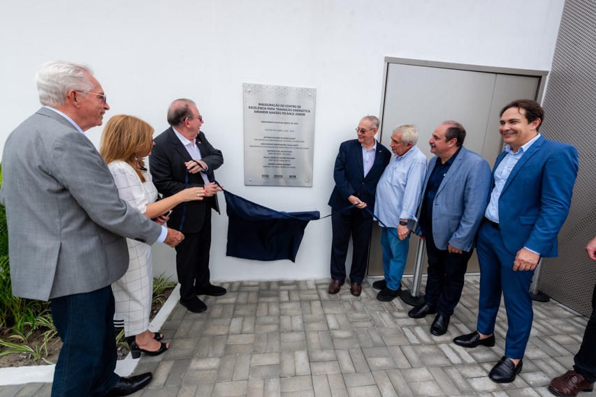 Centro de Excelência em Energias Renováveis gera homenagem e parcerias estratégicas 