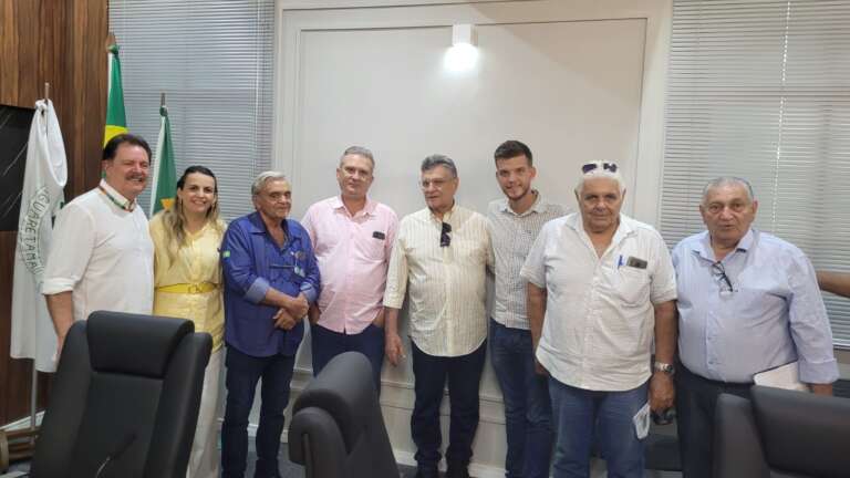 Produtores de leite de Jaguaretama recebem Programa SIM+
