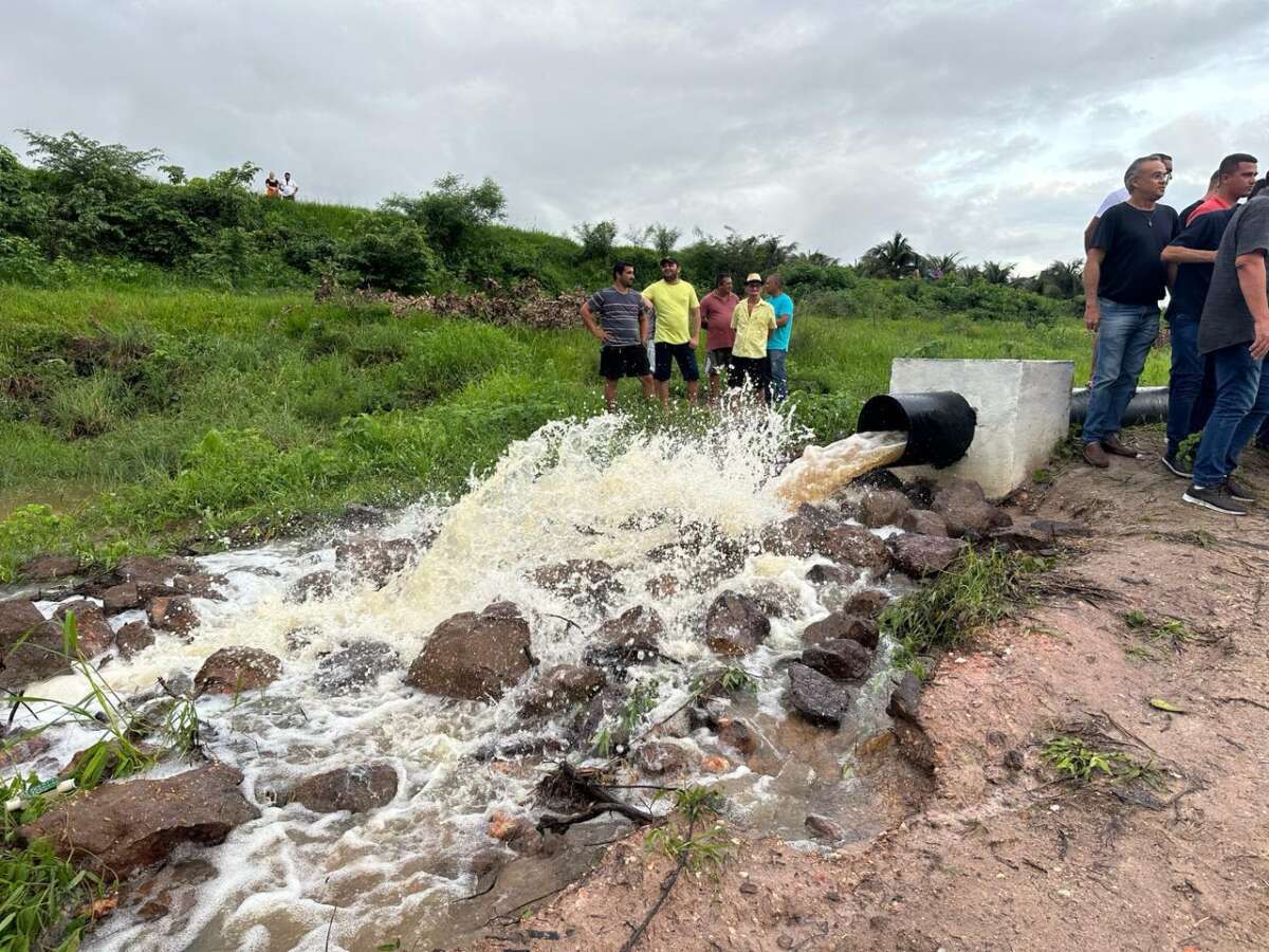 Itarema recebe nova adutora para levar água para comunidades rurais