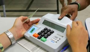 Eleitores sem cadastro biométrico poderão votar em 2024