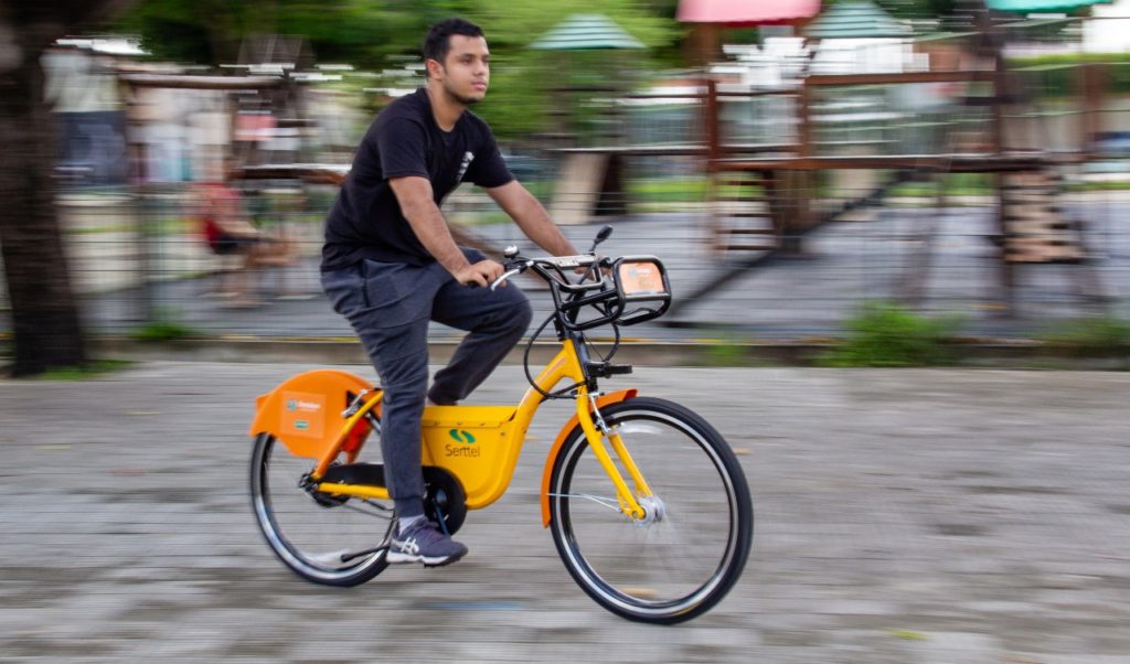 Prefeitura de Fortaleza moderniza Bicicletar e lança bikes elétricas