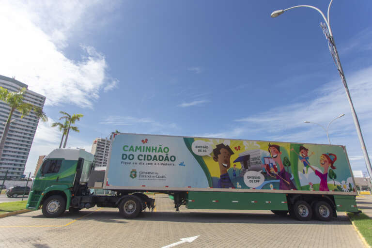 Caminhão do Cidadão amplia rota de atendimentos em junho