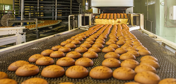 Indústria alimentícia lidera ofertas de emprego no Brasil
