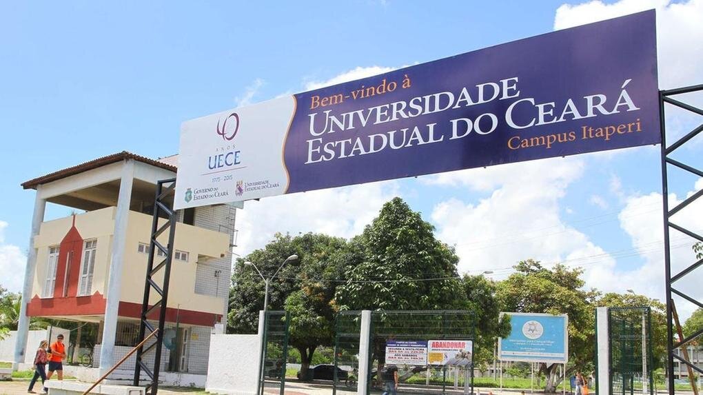 Uece divulga calendário de reposições das aulas