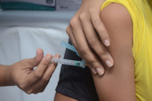 Ceará amplia imunização contra a dengue para 27 cidades