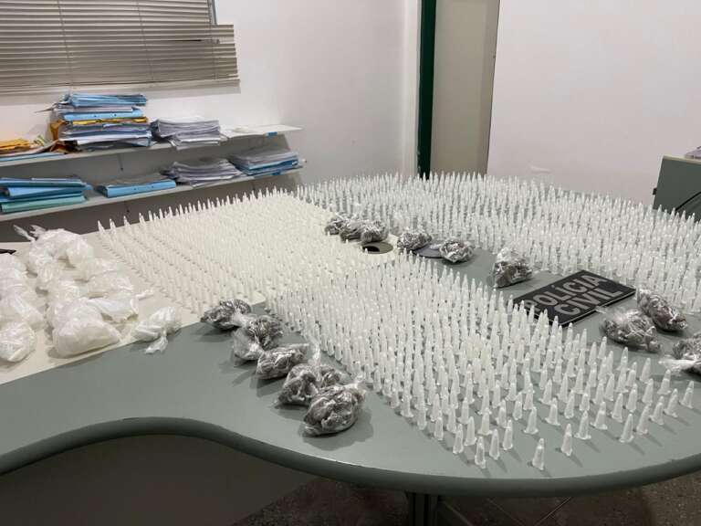 Mais de 2 mil pinos de cocaína são apreendidos em Quixeramobim