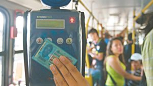 Universitários devem atualizar dados para utilizar passe livre