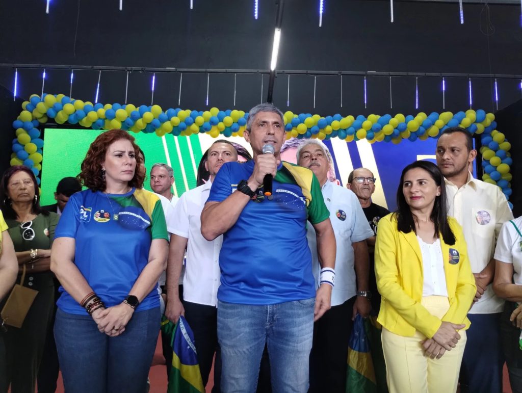 Aginaldo foca em segurança pública durante convenção em Caucaia