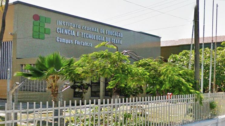 IFCE renomeia auditório e retira homenagem a Castello Branco