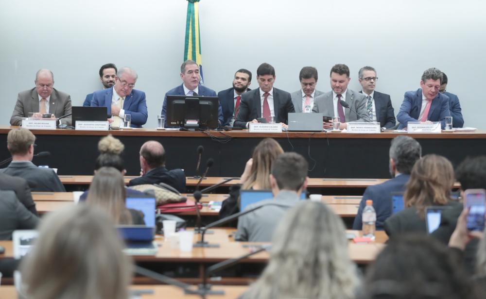 Relatório final da Reforma Tributária é divulgado