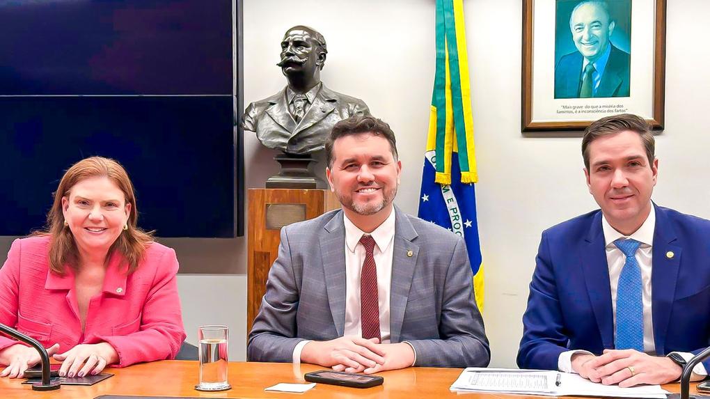 Moses Rodrigues assume liderança da bancada cearense no Congresso Nacional