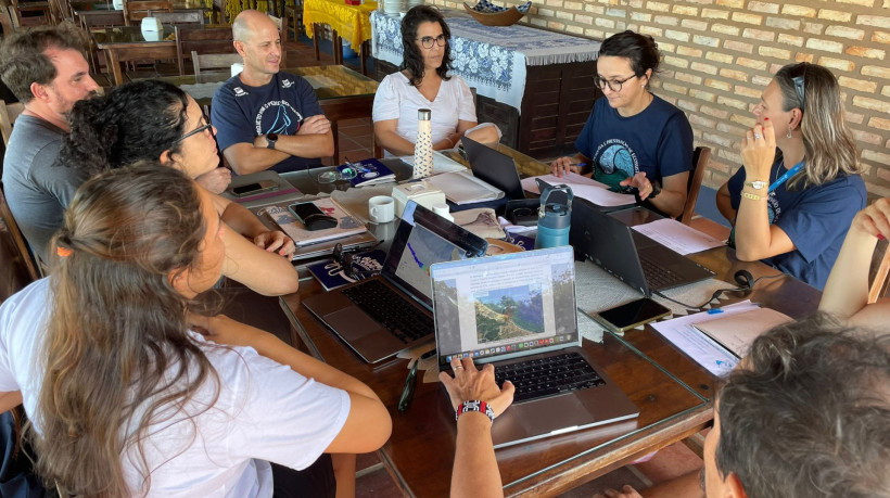 Workshop internacional discute preservação do peixe-boi marinho em Icapuí