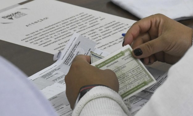 Saiba quais são as punições para quem não vota nem justifica