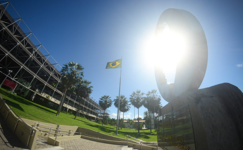 Fórum Debate em Fortaleza discute financiamento para transição energética no Nordeste