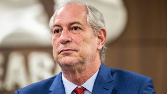Mesmo próximo de voltar ao PSDB, Ciro Gomes tem recebido a investida de outros partidos que buscam contar com o ex-ministro para 2026 - (Foto: Reprodução/Internet)