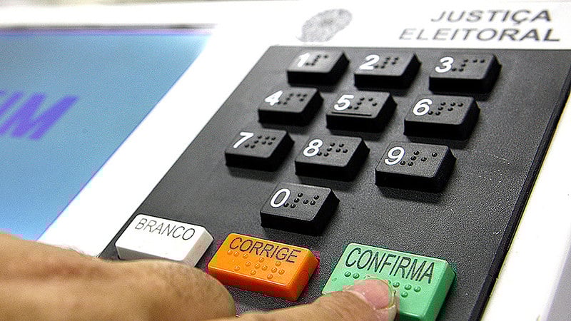 Eleições 2024 mostram crescimento recorde de candidatos militares 