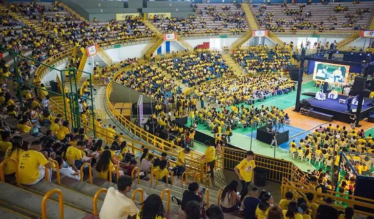 Aulão e Feira das Profissões preparam estudantes para o Enem em Fortaleza