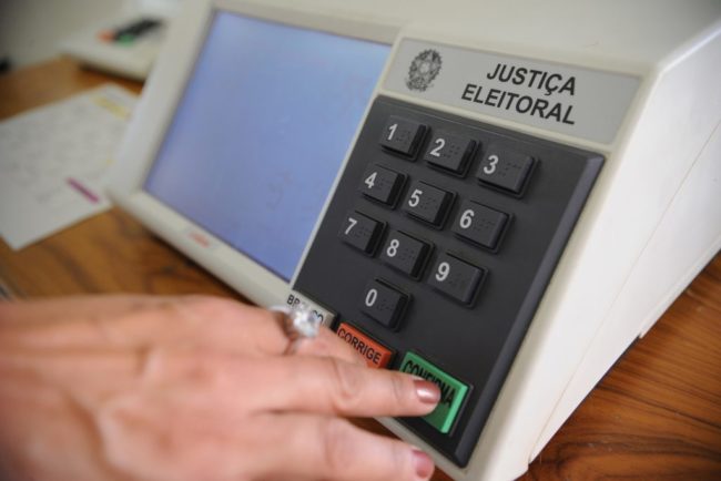 De acordo com a chefia do cartório da 33ª Zona Eleitoral, Itatira e Canindé possuem 1.664 eleitores com situação irregular - (Foto: REDE ANC)