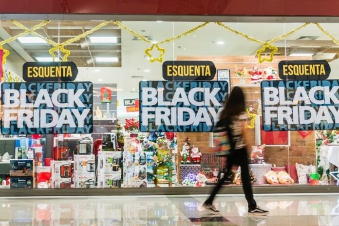 Black Friday pode aumentar valor médio de gastos em 20%