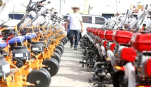 Municípios cearenses recebem 270 motocultivadores para produção rural