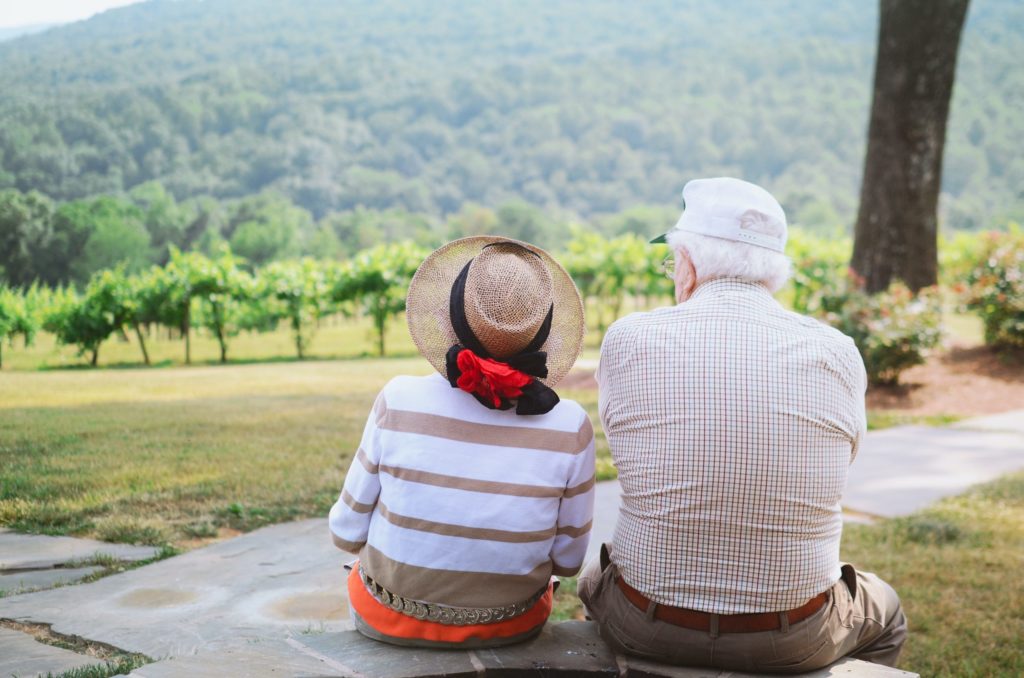 Expectativa de vida no Brasil chega a 76,4 anos