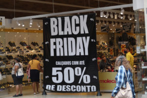 Black Friday: 25% dos brasileiros pretendem gastar mais em 2024