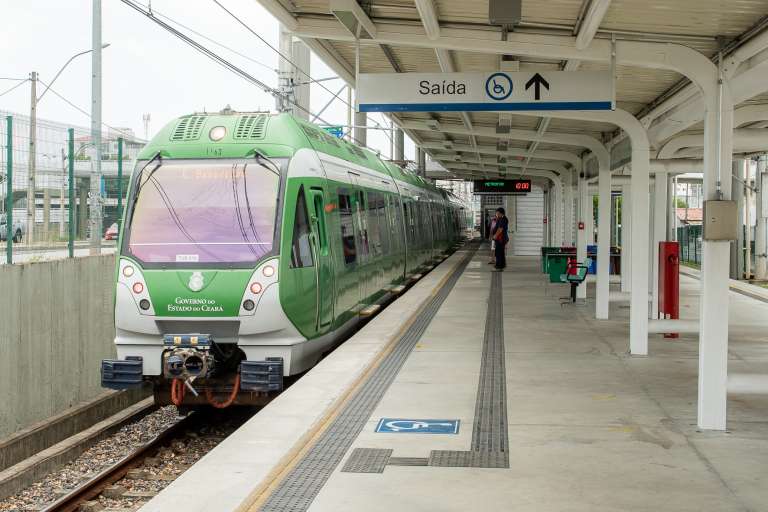 Queda de energia afeta aeroporto e metrô em Fortaleza