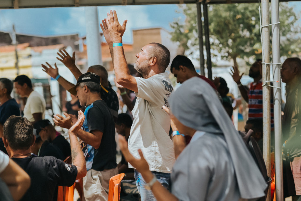 Shalom organiza ceia natalina para 200 pessoas em Fortaleza