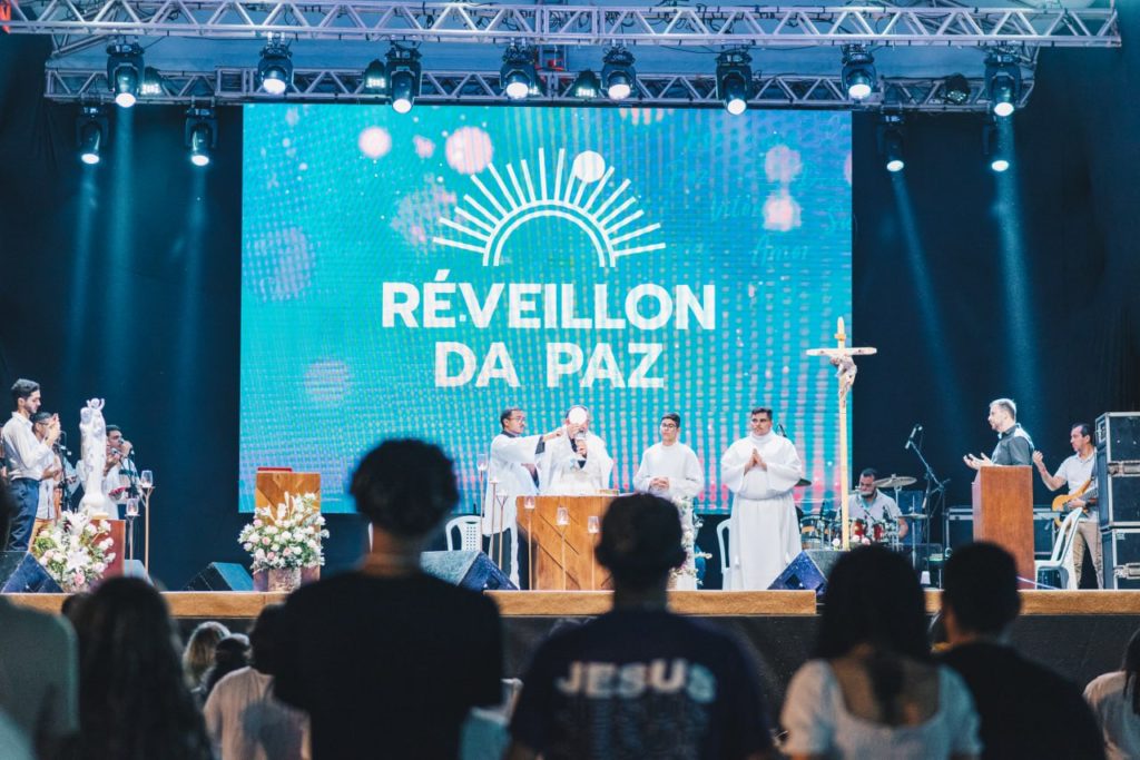 Réveillon da Paz une festa de fé, música e ação Social em Fortaleza