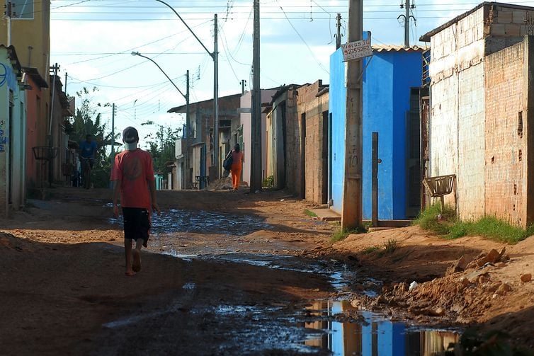 Norte e Nordeste concentram os maiores índices de pobreza no Brasil