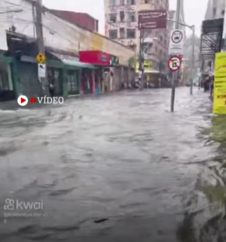 Chuvas intensas em Fortaleza ultrapassam os 132 milímetros e causa transtornos em pontos críticos da cidade - (Foto Reprodução/Instagram)